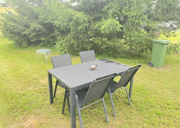 Vaeike Majake Vaikses Ja Kaunis Looduskohas Tartumaal * Kooraste